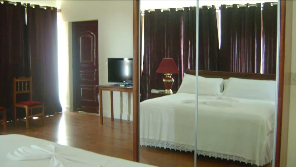 Hotel Santos Pina CAPE VERDE Екстериор снимка