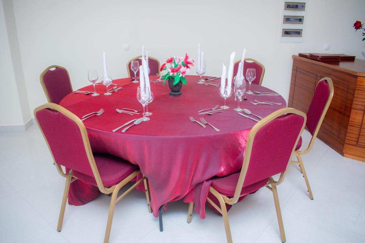 Hotel Santos Pina CAPE VERDE Екстериор снимка