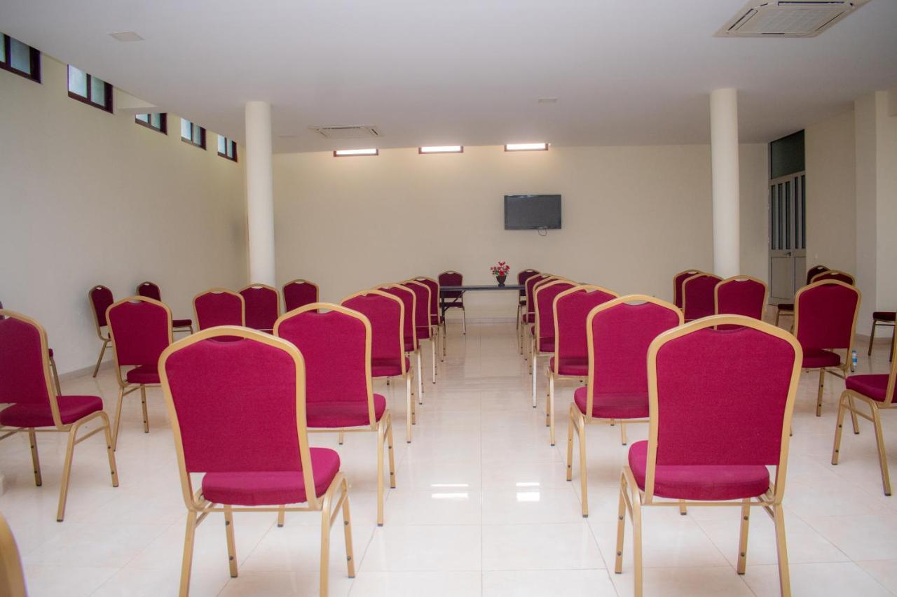 Hotel Santos Pina CAPE VERDE Екстериор снимка
