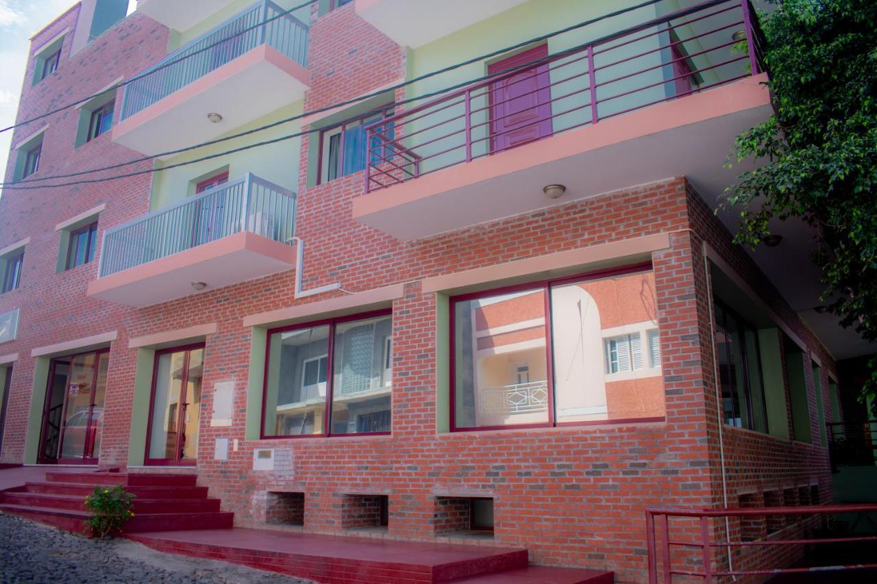 Hotel Santos Pina CAPE VERDE Екстериор снимка