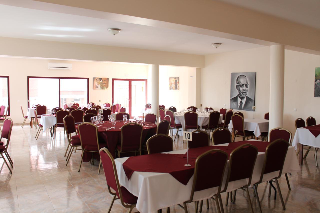 Hotel Santos Pina CAPE VERDE Екстериор снимка